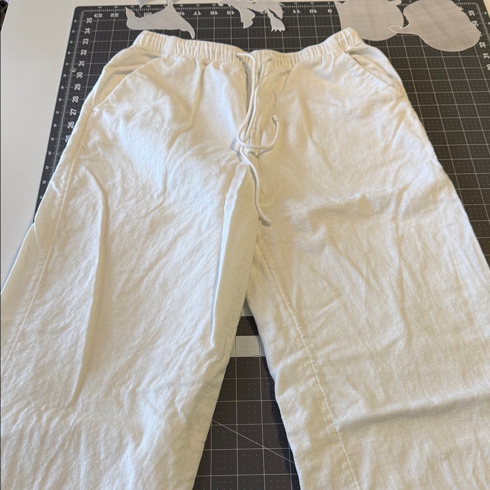 Abercrombie & Fitch Off-White Joggers